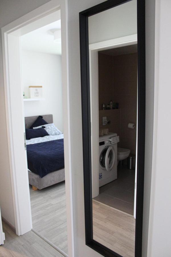 Jezerni Apartman S Terasou A Saunou V Lakepark Residence Докси Екстериор снимка